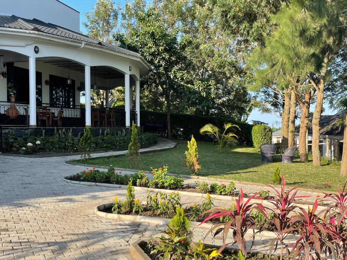Home Bliss Hotel- Fort Portal Uganda Exterior photo
