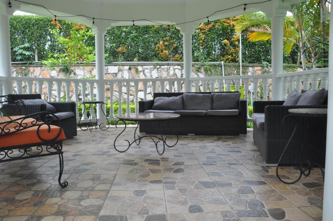 Home Bliss Hotel- Fort Portal Uganda Exterior photo