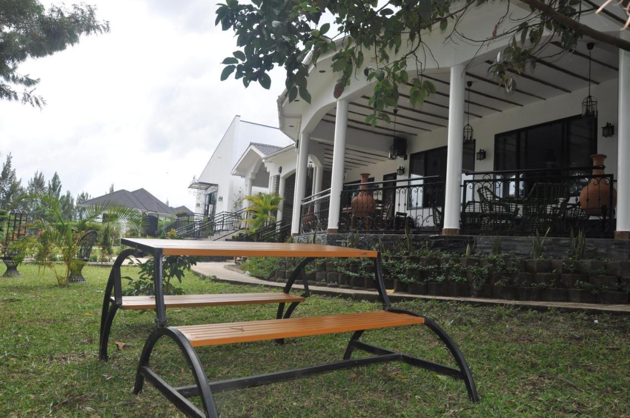 Home Bliss Hotel- Fort Portal Uganda Exterior photo